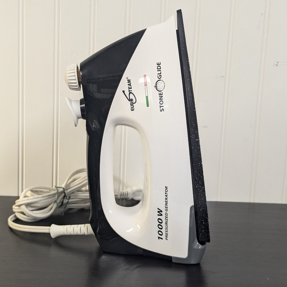 EUROSTEAM Stone Glide Model 6198 Steam Iron With Pressurized Generator1000W